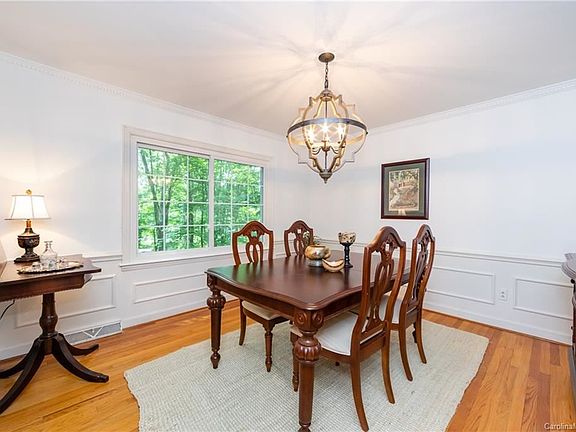 4th image of 3600 School House Ln