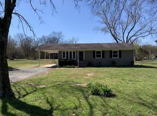 3554 Cedar St, Murfreesboro, TN 37127