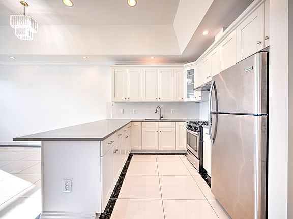 2nd image of 575 Evergreen Ave Floor 2