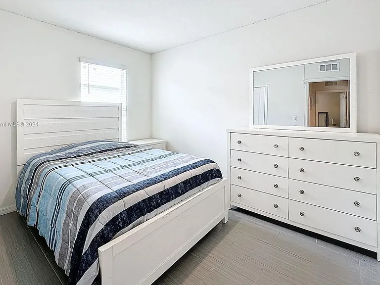 3310 Summerdale Way — Photo 8