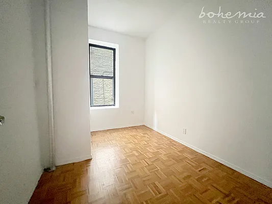 Rented by Bohemia Realty Group | media 4