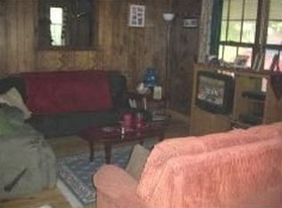 304 Lakeview Cir, Morganton, GA 30560