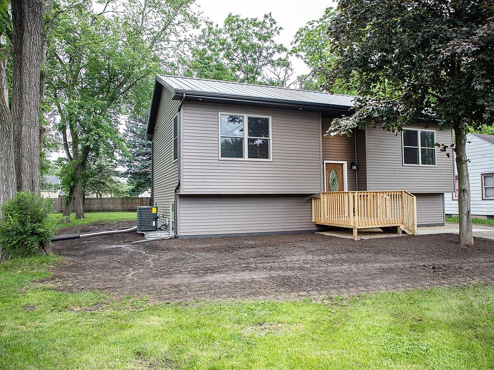 1st image of 103 Thomas Ave