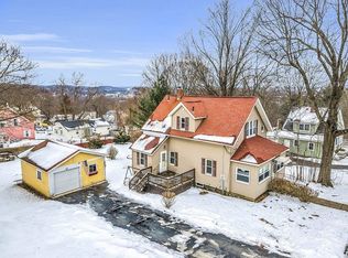 2 Linda Vista St, Worcester, MA 01603