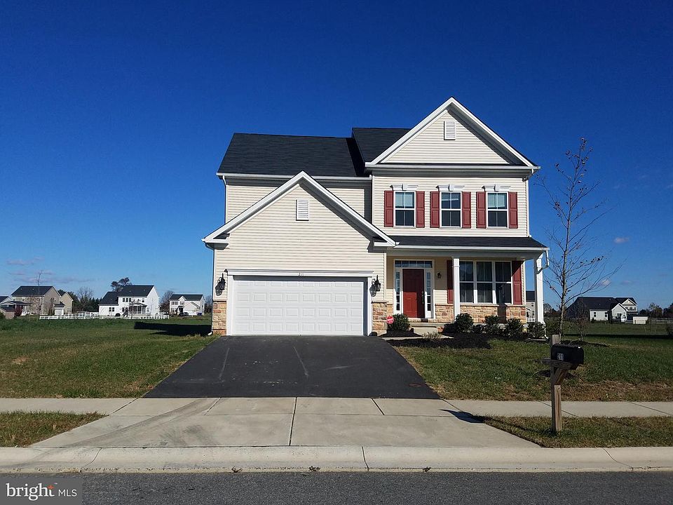 1st image of 211 Saffron Cir