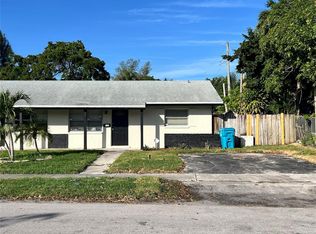 3321 Grove Rd, Boynton Beach, FL 33435