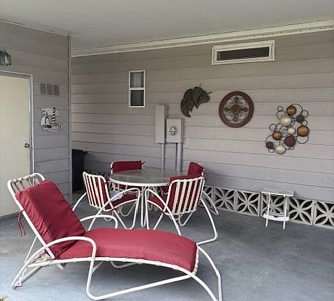5th image of 383 Jewelwood Ln