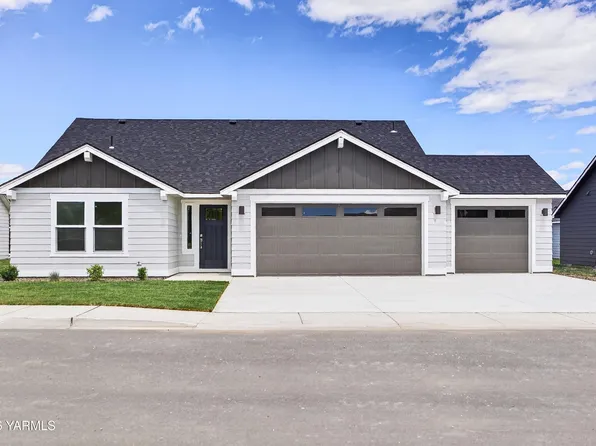 5813 Woolsey Ave, Yakima, WA 98903
