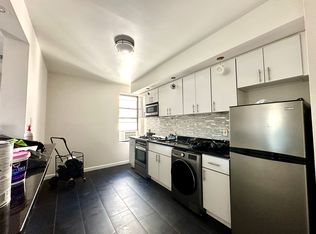 45-35 42nd St #4A, Sunnyside, NY 11104