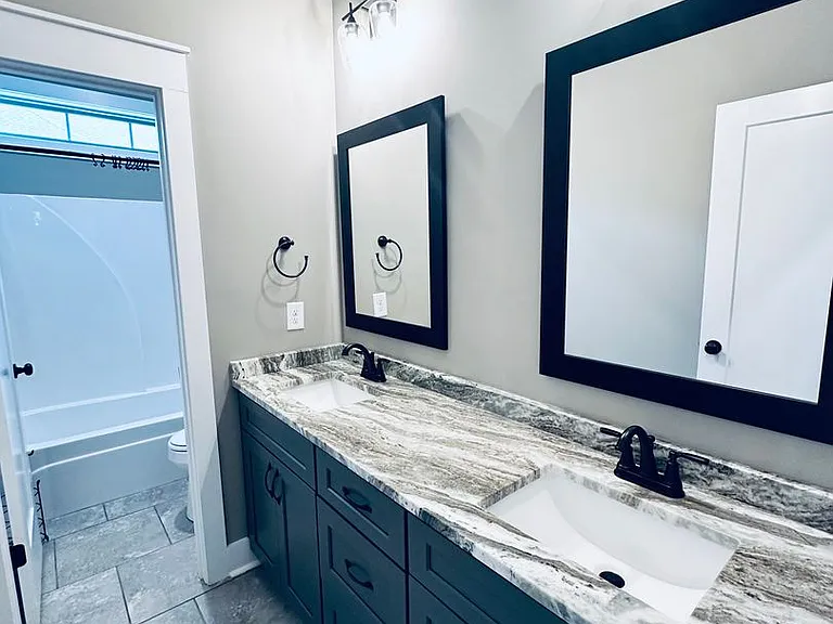 102 Twisted Laurel Ln — Photo 16