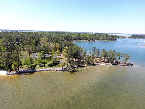 2nd image of 371 Creekwater Dr
