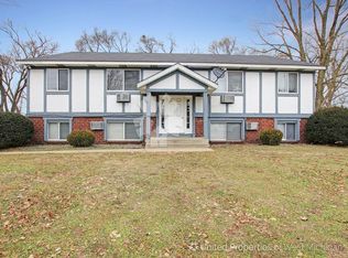 943 Hardwick Dr SE, Kentwood, MI 49508