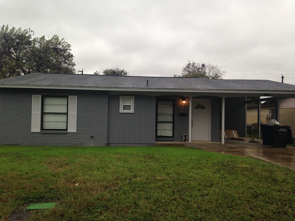 Front of house from street