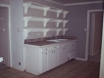 5th image of 2403 Nottingham Dr