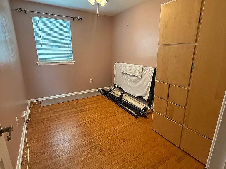 10860 Parlin Ter #1 — Photo 17