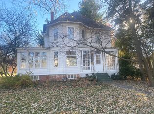 1101 6th St, Mendota, IL 61342