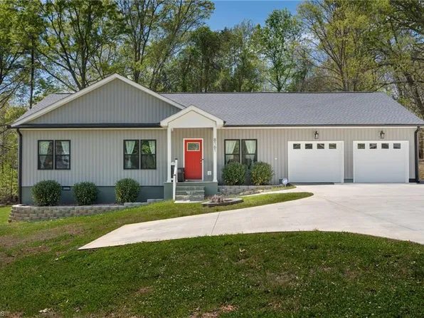 8161 Concord Church Rd, Lewisville, NC 27023