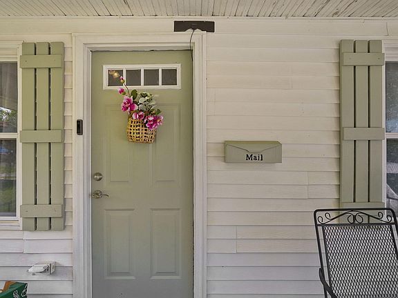 2nd image of 2249 N Campbell Avenue