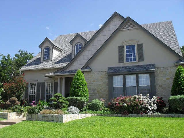 1st image of 4905 Lakewood Dr