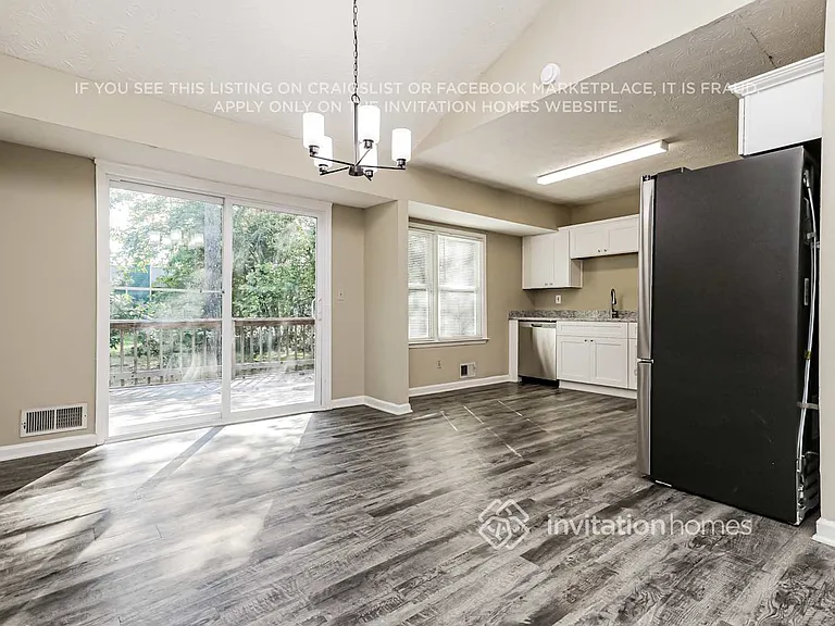 2653 Laurel View Dr — Photo 6