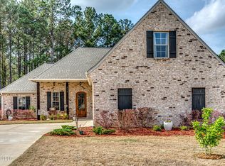 213 Magnolia Place Cv, Brandon, MS 39047