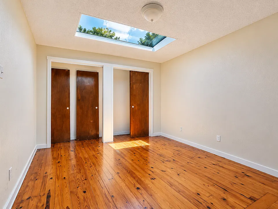 A simple, clean one-bedroom, one-bath unit Only $1,175 Move-In Special!