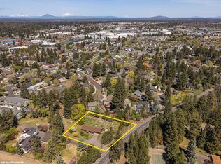 2323 NE 8th St, Bend, OR 97701
