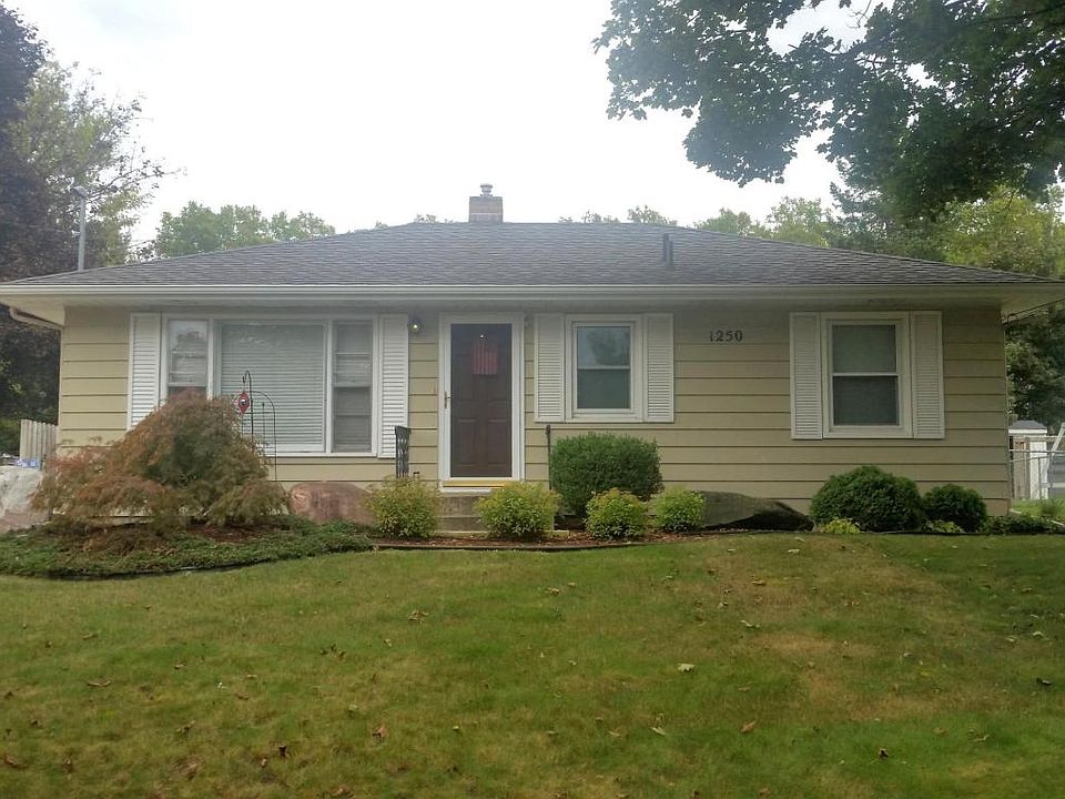 1st image of 1250 Lamont Ave NW