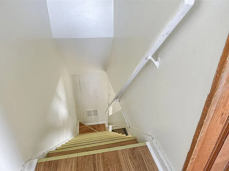 521 E Saint Patrick St #22 — Photo 4