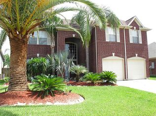 11005 Pinewood Ct, La Porte, TX 77571