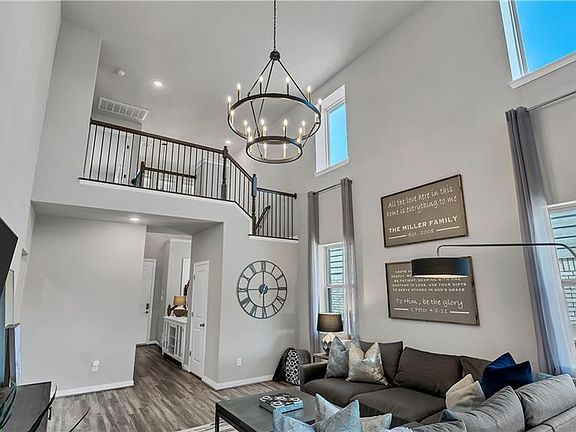 5th image of 2071 Cowan Dr