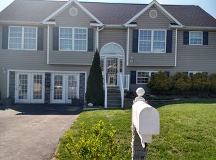 307 Corvette Dr, Martinsburg, WV 25405