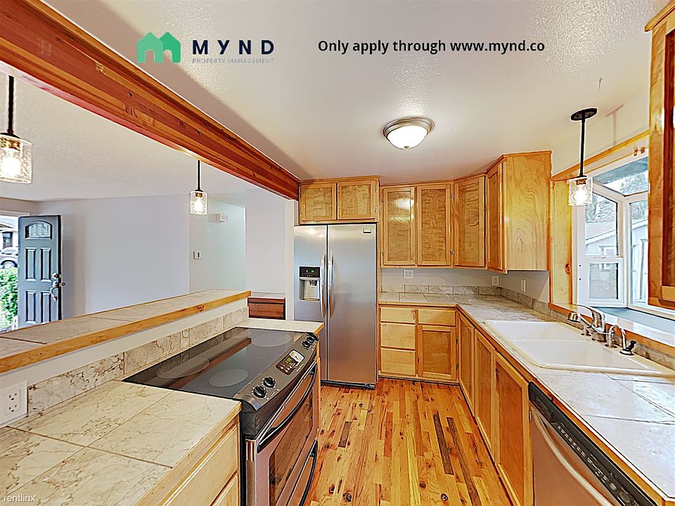 1st image of 11832 SE 323rd Pl