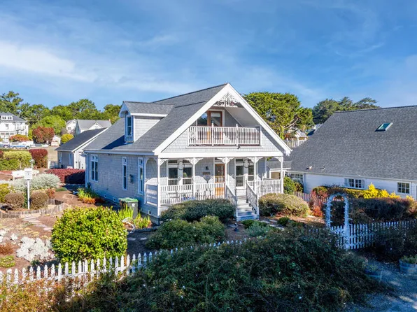 45068 Ukiah St, Mendocino, CA 95460