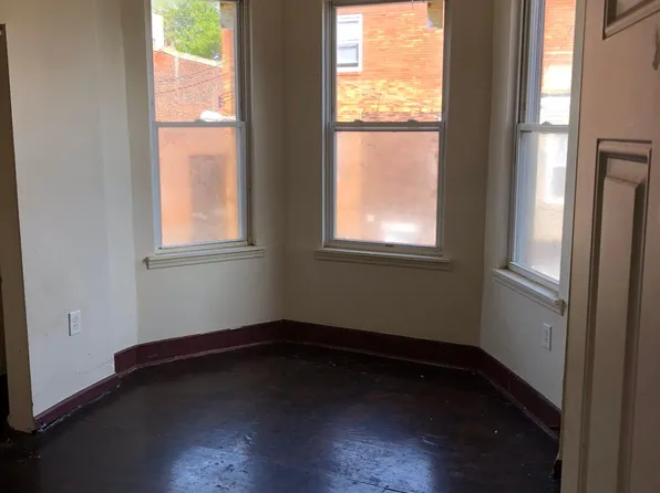 5823 Crittenden St, Philadelphia, PA 19138