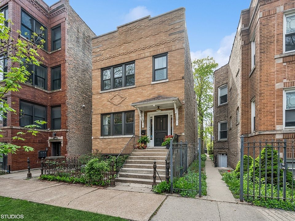 1st image of 1010 N Hoyne Ave