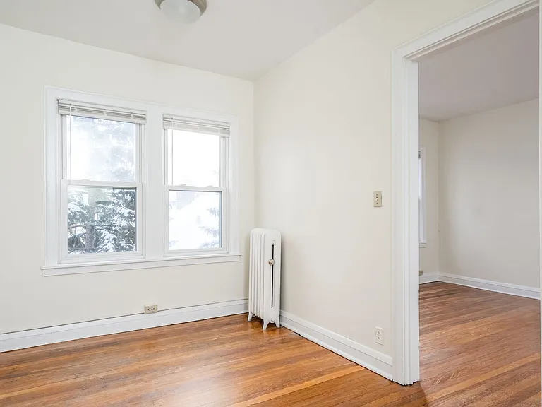 3527 Pillsbury Ave S — Photo 5