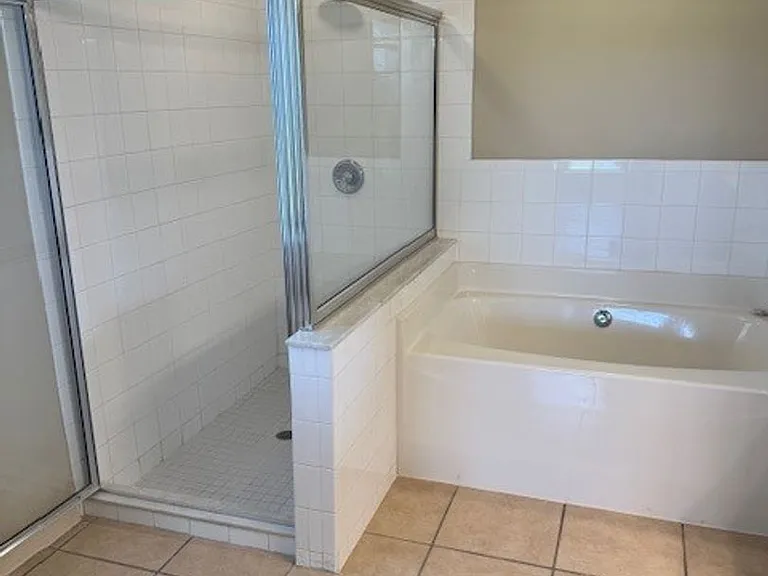 1017 NW 24th Ave — Photo 35