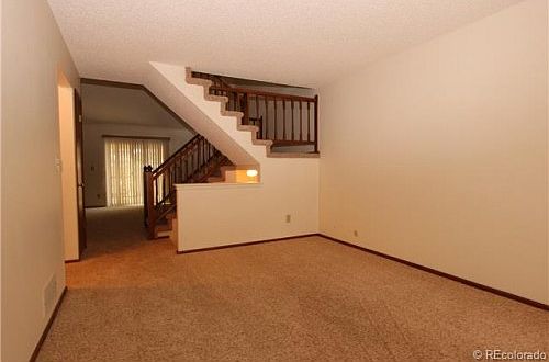 2nd image of 725 Barberry Cir