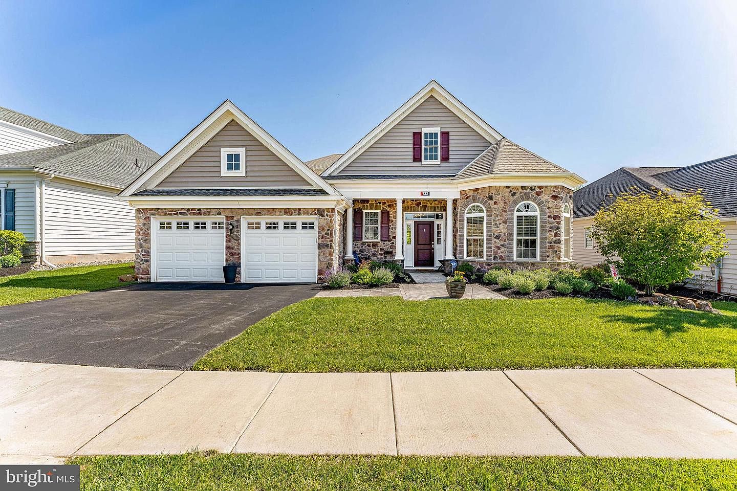 732 Reading Cir, Phoenixville, PA 19460 | MLS #PACT2123706 | Zillow