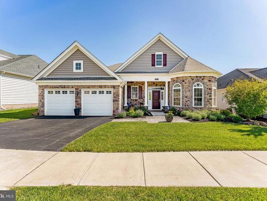 732 Reading Cir, Phoenixville, PA 19460