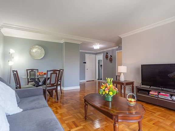 5th image of 21-25 34th Ave APT 9A
