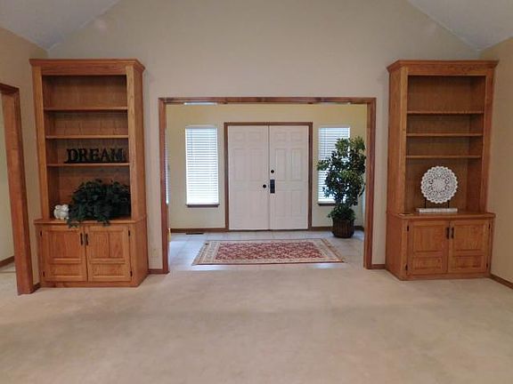 5th image of 2912 S Viking Ct