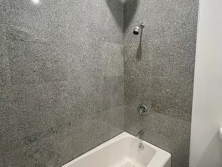111 Peterborough St #4 — Photo 20