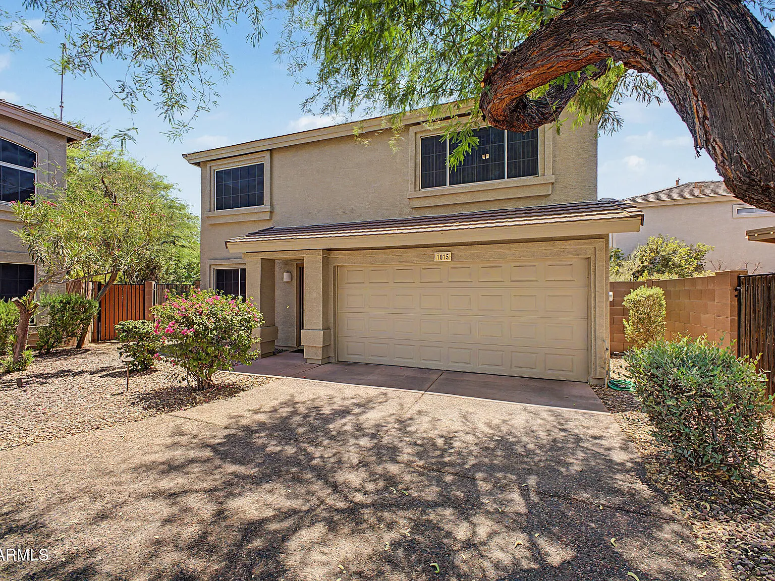 3 bed, 2.5 bath, 1453 sqft, $2,825 — Photo 3
