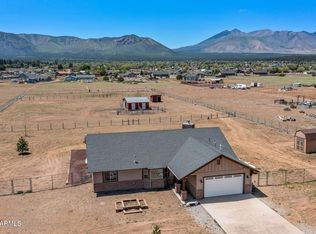 8200 Stardust Trl, Flagstaff, AZ 86004