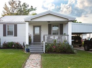 2510 Delambert St, Chalmette, LA 70043
