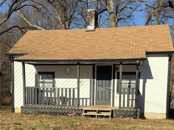 1104 Rucker St, Greensboro, NC 27407