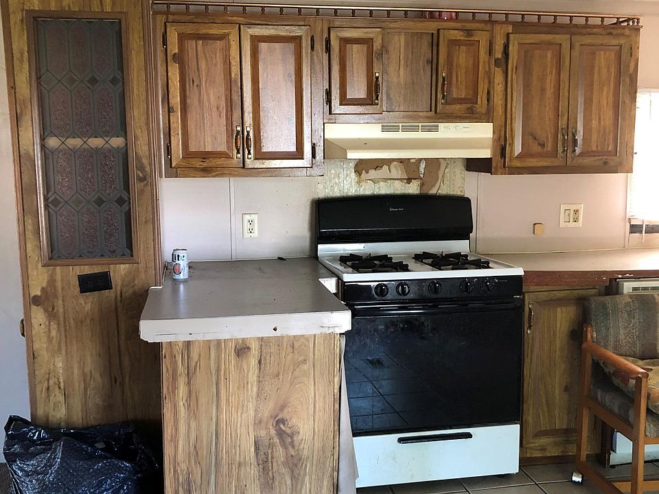 2nd image of 2464 E 29th Rd Unit 120
