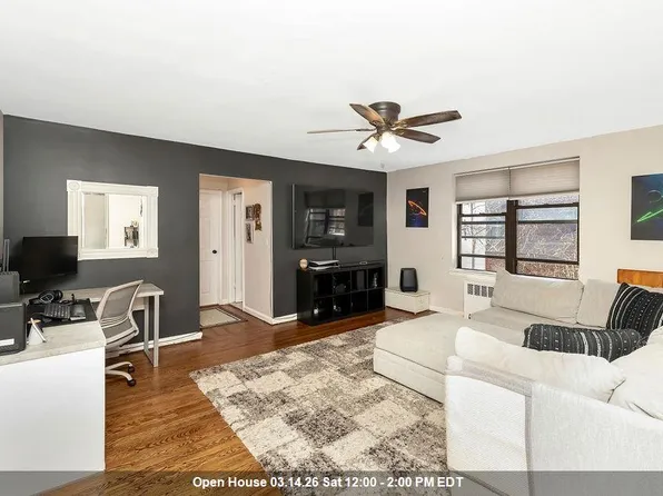 1011 Avenue C image 1 of 16